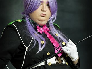 Shinoa Hiragi (Seraph of the end)